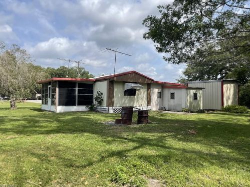 2351 Rackeweg St, Arcadia, FL 34266-9385