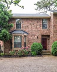 4794 Trousdale Dr, Nashville, TN 37220-1304
