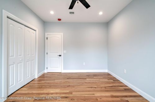 414 Seaward Pl, Lacey NJ  08731-2836 exterior