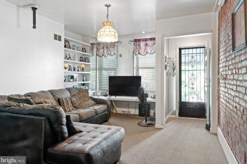 107 Connell St, Wilmington, DE 19805-3632