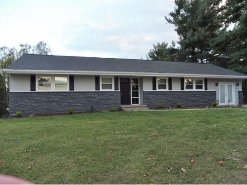 4105 Skyland Dr, Kingsport, TN 37664-3541