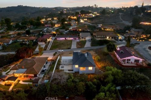14410 Laurel Dr, Riverside, CA 92503-7467