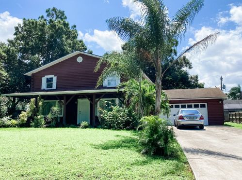 2533 Independence Rd, Fort Pierce, FL 34953-2481