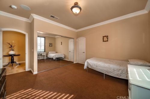 1562 Green Creek Trl, Beaumont CA  92223-7364 exterior