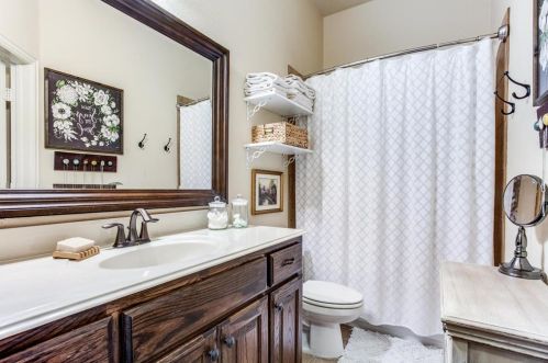 3604 Tuscan Hl Cir, Denton TX  76210-8066 exterior