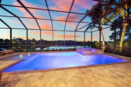 2753 Crystal Way, Naples, FL 34119-8681