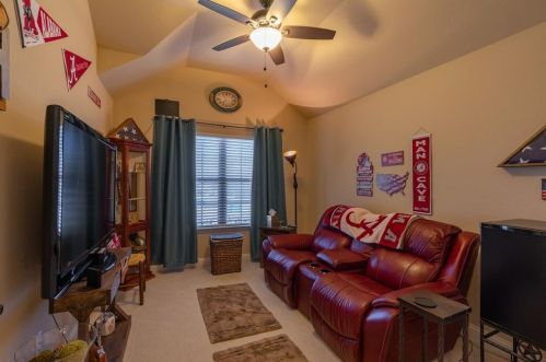 6905 Gamecock Dr, Greenville TX  75402-7720 exterior