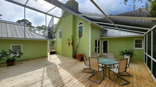 164 Bayshore Dr, Saint George Island FL  32328-3370 exterior