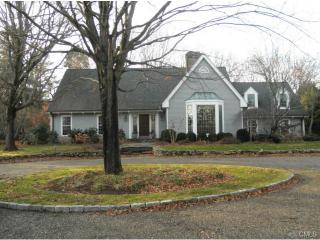 45 Red Coat Rd, Westport, CT 06880-1414