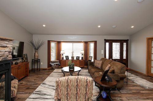 19374 Memory Cir, Cedar Mills, MN 55350-7480
