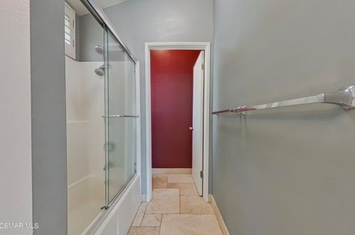 1494 Rio Vista Ct, Simi Valley CA  93065-5810 exterior