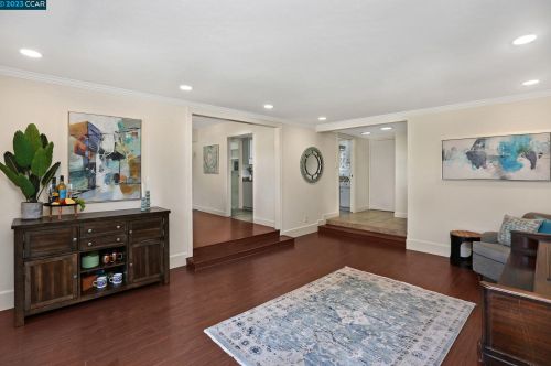 1025 Stimel Dr, Concord CA  94518-3948 exterior