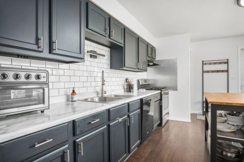 8034 Columbia Ave, Hammond IN  46321-1322 exterior