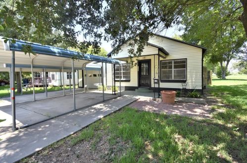 1120 2nd Ave, Texas City TX  77590-7517 exterior