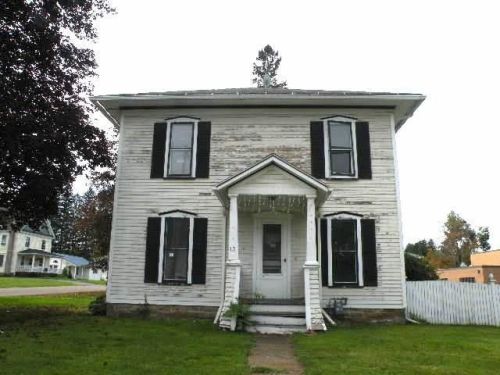 13 King St, Belfast, NY 14711-8782