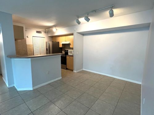 705 Villa Cir, Boynton Beach FL  33435-8914 exterior