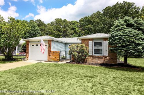 191 Courtshire Dr, Bricktown, NJ 08723-7140