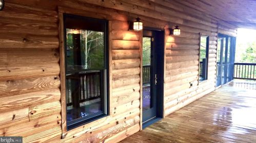170 Wildlife Dr, Lost City WV  26810-8425 exterior