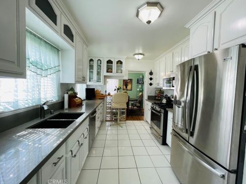 1504 Pearl Ave, Compton CA  90221-1556 exterior