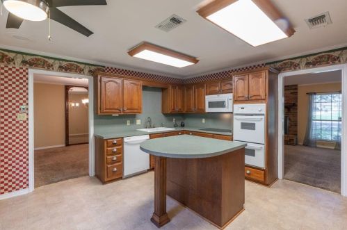 319 Jamie Way, Greenville TX  75402-8045 exterior