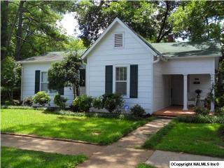1021 Johnston St, Decatur, AL 35601-3139