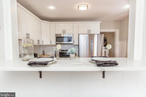 38 Jefferson St, Norristown PA 19405-1515 exterior