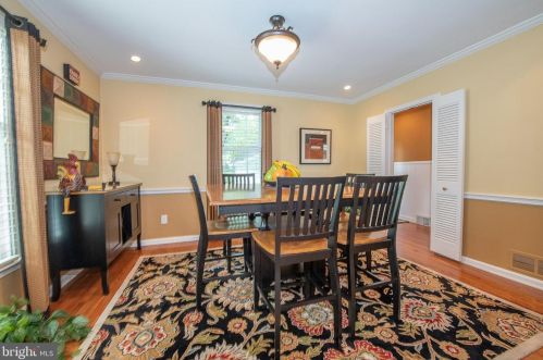 614 Westwind Dr, Berwyn PA  19312-1144 exterior