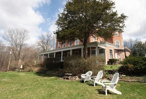 98 Miller Rd, Rhinebeck NY  12572-3558 exterior