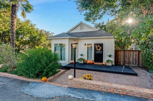 286 Oak St, Penngrove, CA
