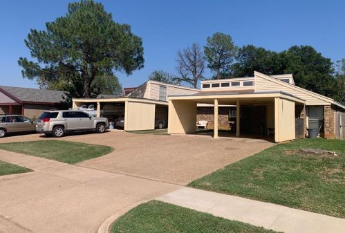111 Wilshire Dr, Euless TX  76040-4101 exterior