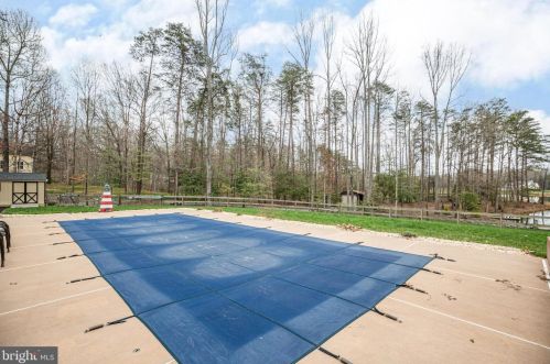 7905 Waterford Dr, Spotsylvania VA  22551-2204 exterior