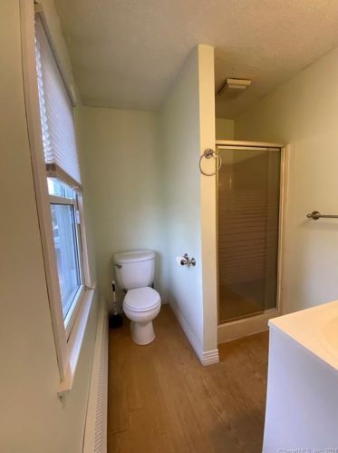 58 Grove St, Windsor Locks CT  06096-1828 exterior