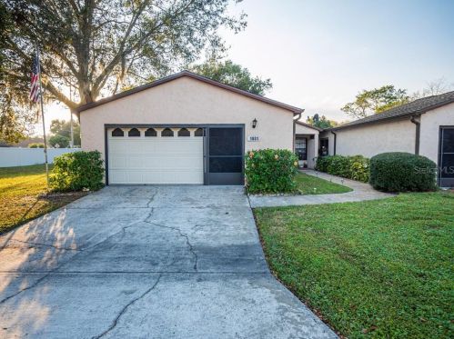 1801 Columbia Dr, Winter Haven, FL 33881-2723