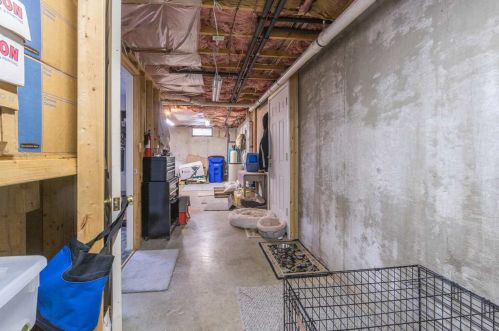 45 Langan Dr, Goffstown NH  03045-2703 exterior