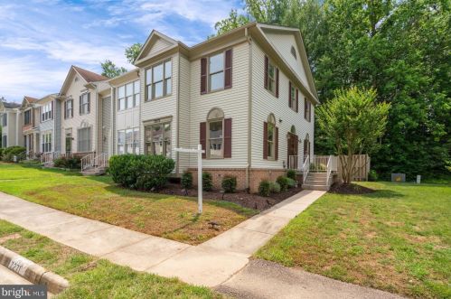 7271 Olde Lantern Way, Springfield, VA 22152-3504