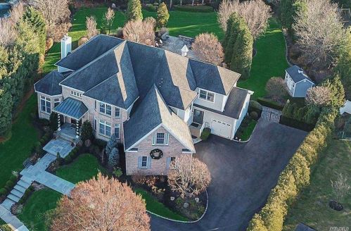 11 Turnberry Ct, Huntington Station, NY 11746-5660