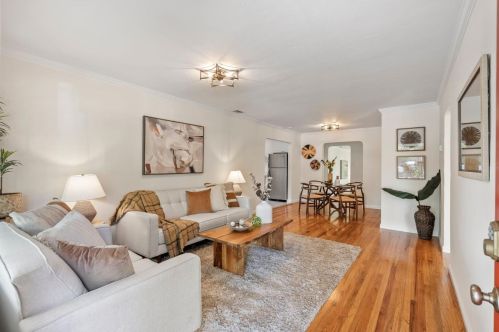 1227 Gordon St, Redwood City, CA 94061-2250