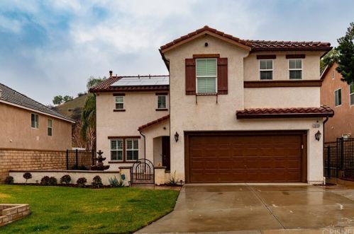 29765 Cambridge Ave, Santa Clarita, CA 91384-4526