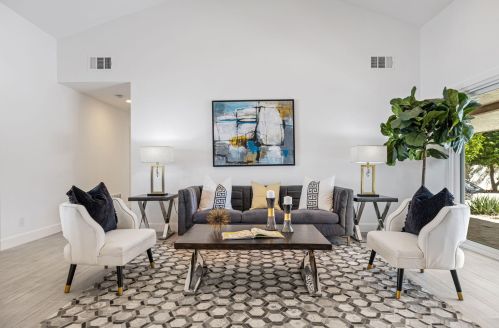 48890 Eisenhower Dr, La Quinta CA  92253-6223 exterior