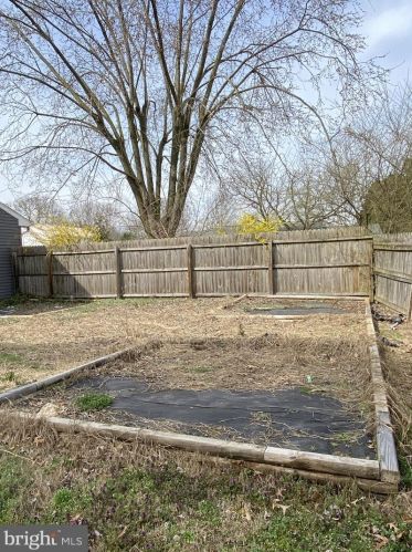 104 Broad Creek Rd, Laurel DE  19956-1124 exterior