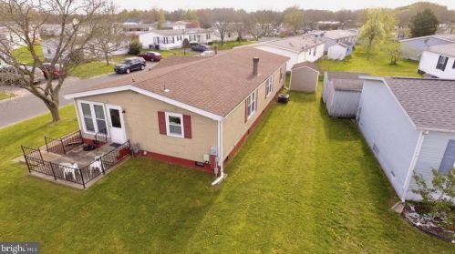 209 Persimmon Cir, Dover DE  19901-2535 exterior