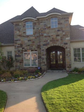 1 Sun Valley Cv, North Little Rock, AR 72113-5946