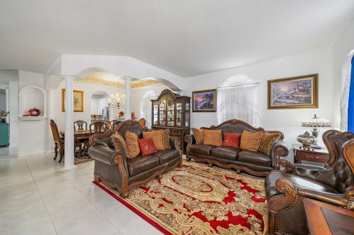 131 Elysium Dr, West Palm Beach, FL 33411-1160