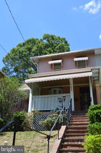 825 Allison St, Washington, DC 20011-7111