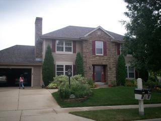 2245 Stony Ridge Dr, Waukesha, WI 53189-7759