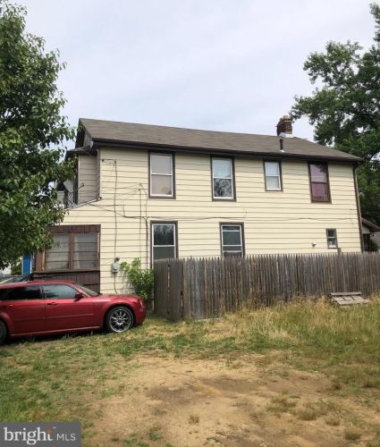 116 Monroe St, West Deptford NJ  08066-1341 exterior