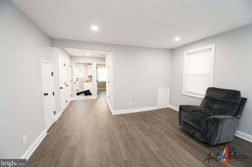 2431 Irving St, Washington, DC 20020-2783