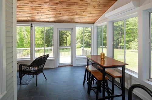 565 Penacook Rd, Hopkinton NH  03229-2916 exterior