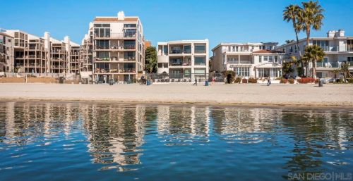 1155 Pacific Beach Dr, San Diego CA  92109-5149 exterior