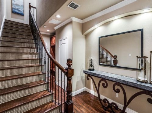 4233 Haskell Dr, Carrollton, TX 75010-4278